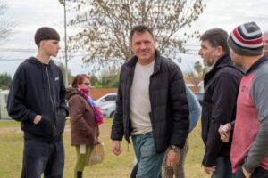 San Lorenzo: La Muni Más Cerca llegó a Fonavi Oeste con DNI, SUBE y controles de salud