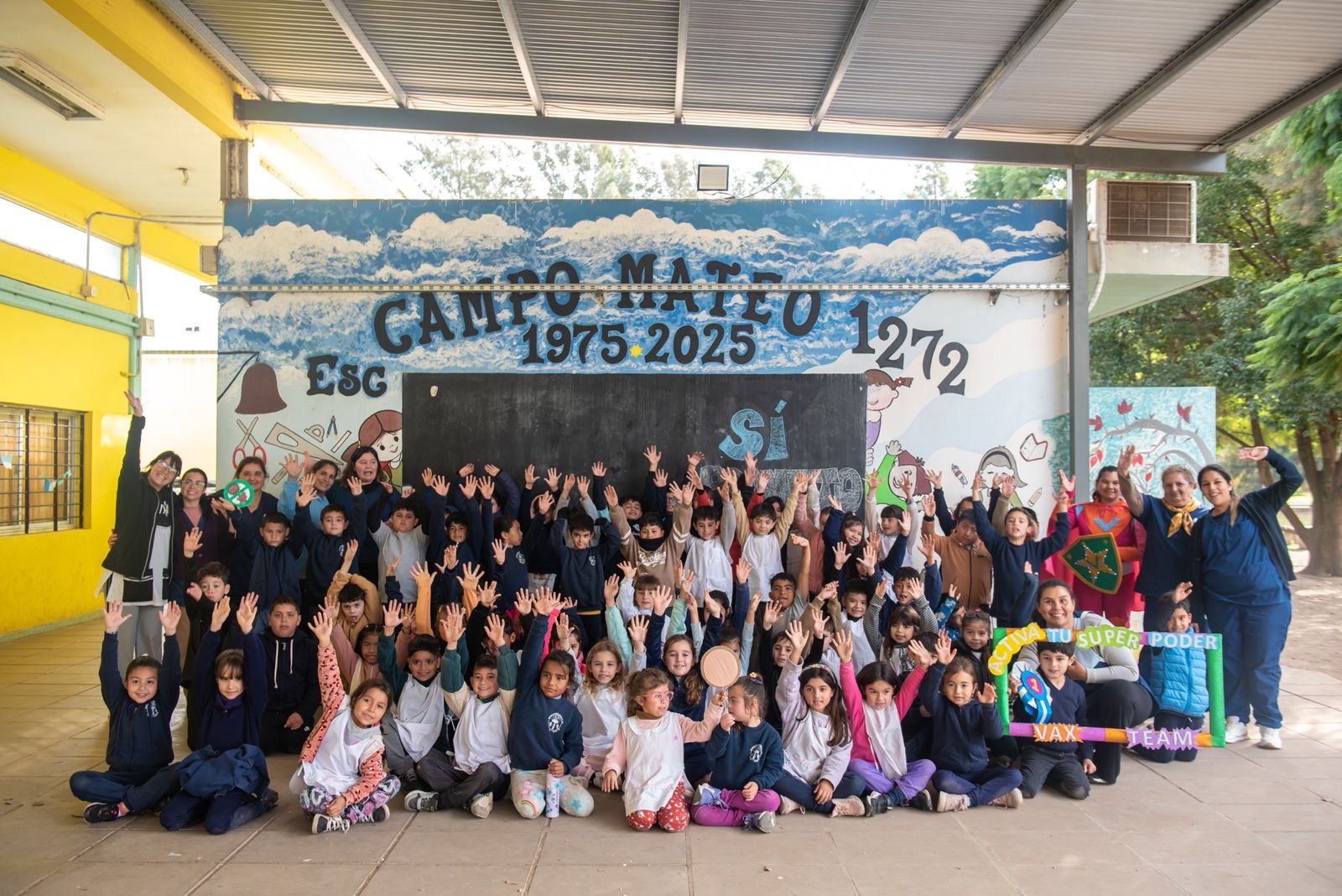 Vax Team llegó a la Escuela Campo Mateo con actividades educativas y recreativas sobre vacunación Vax Team llegó a la Escuela Campo Mateo con actividades educativas y recreativas sobre vacunación