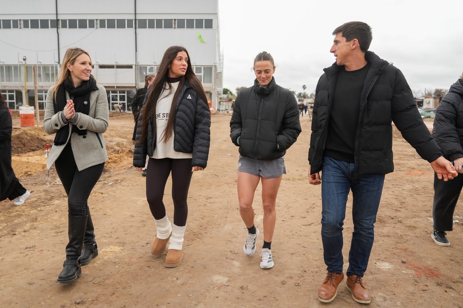 Dos Leonas recorrieron las obras de los Juegos Suramericanos en Santa Fe