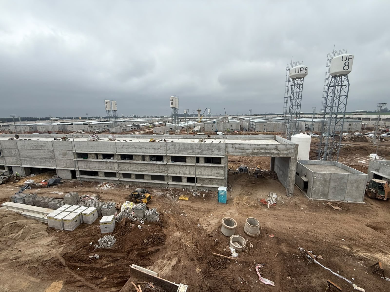 Obra penitenciaria en Piñero