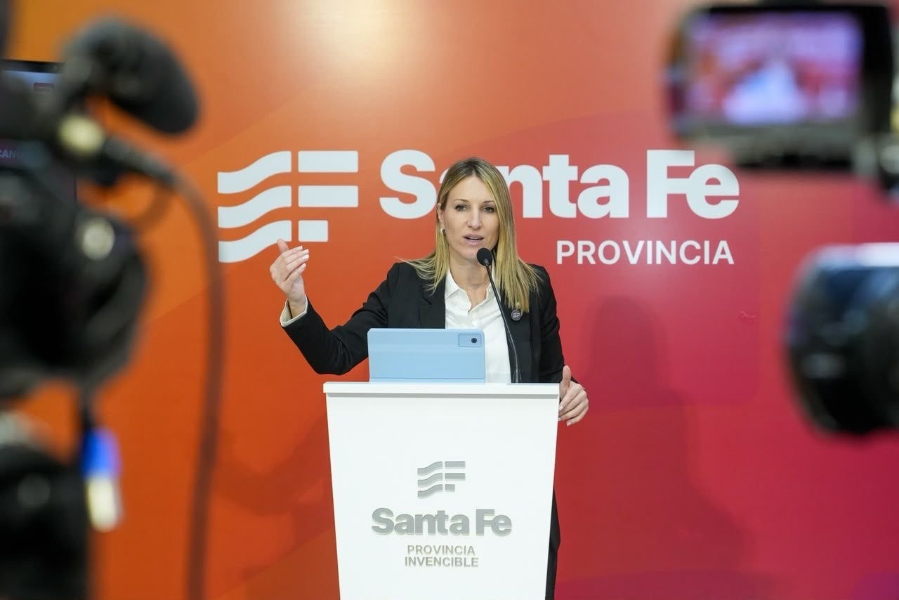 Apareció Micaela Albornoz en Florianópolis: está en el Consulado argentino