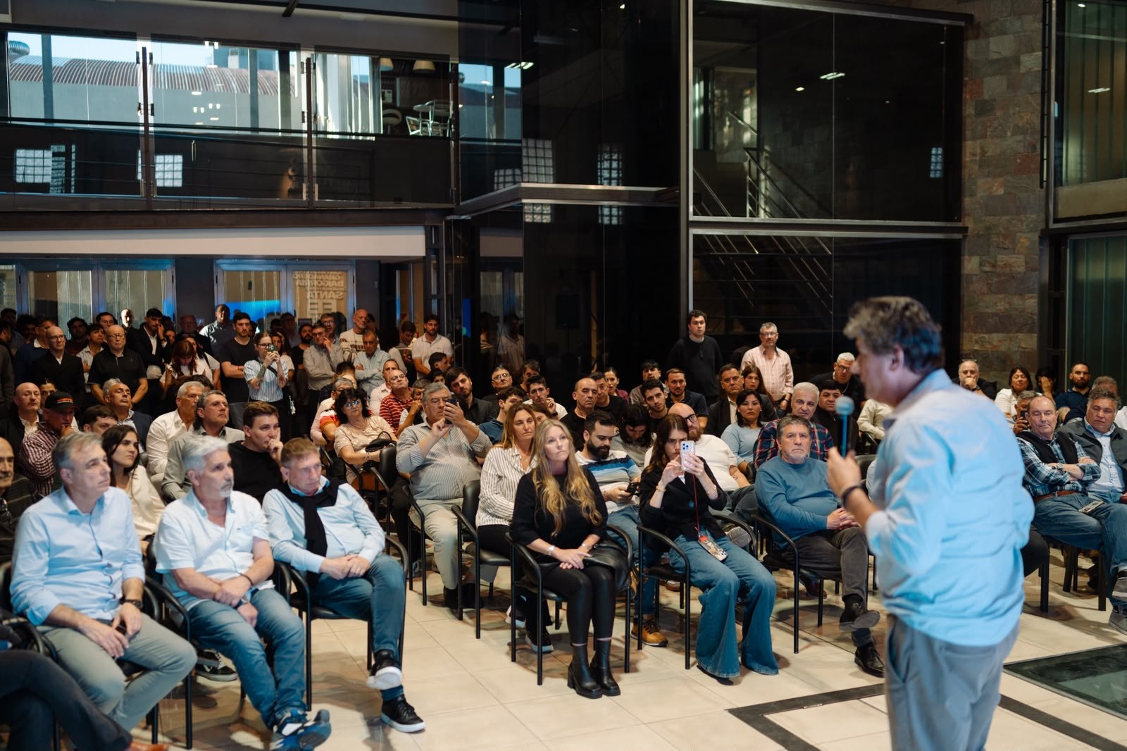 Auditorio del encuentro de RAÍS